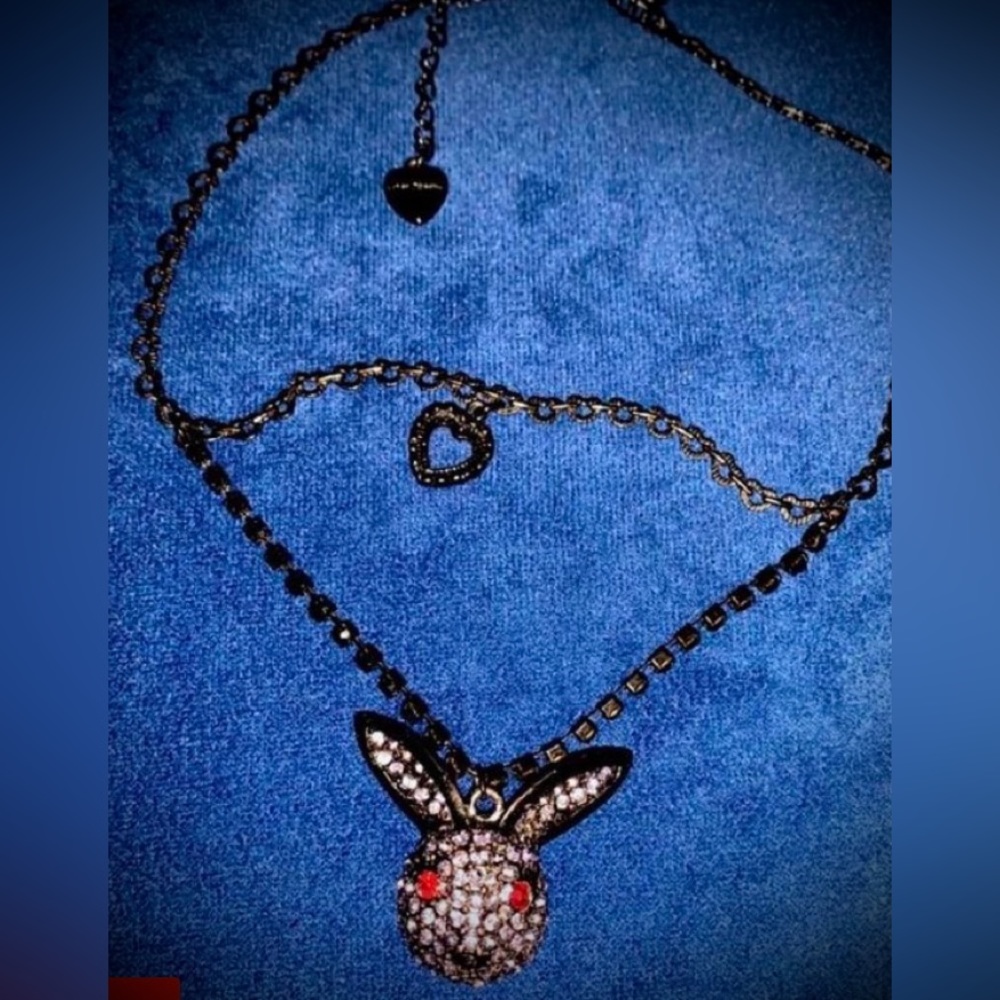 Betsey Johnson necklace